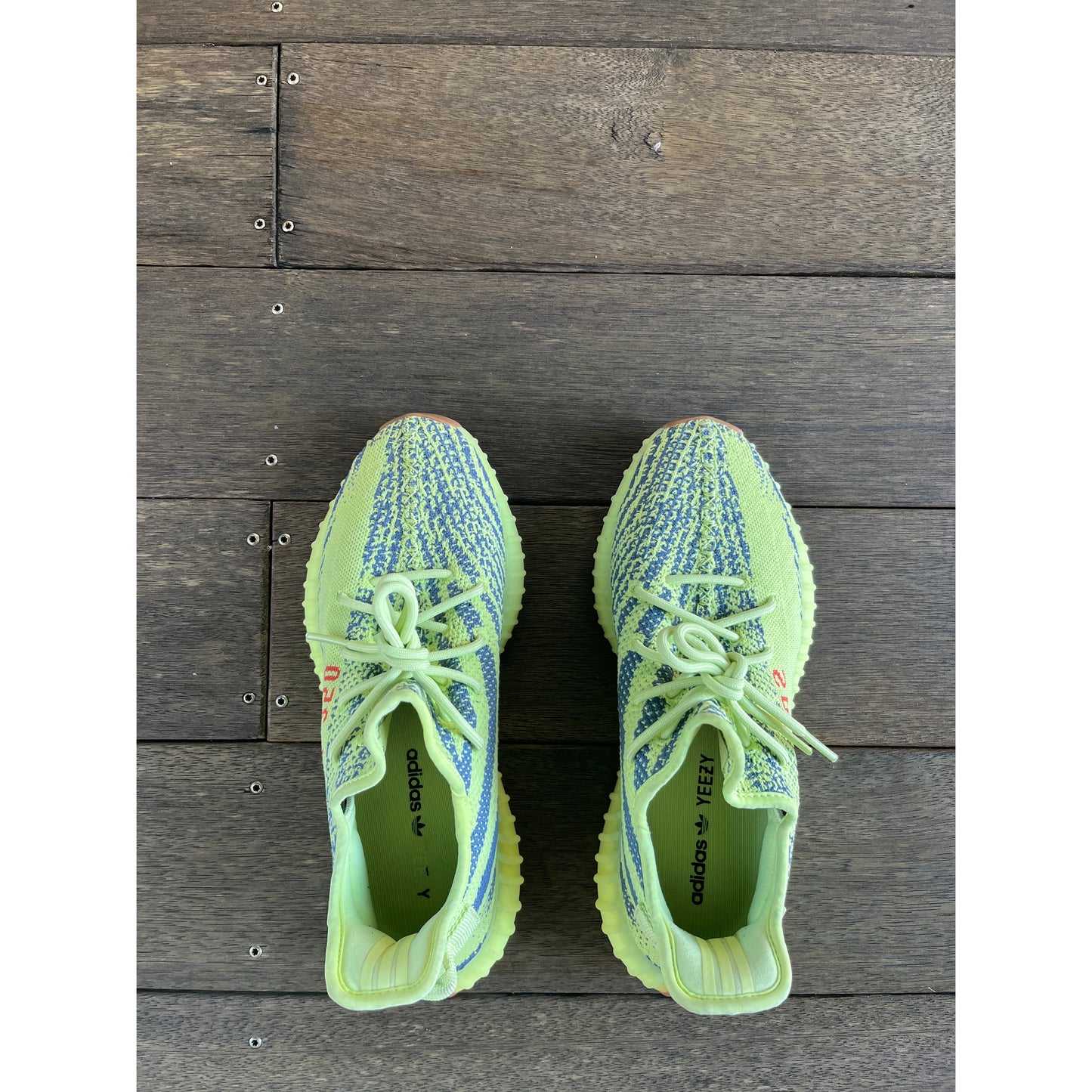 Yeezy 350 Frozen Yellow (pre-loved)