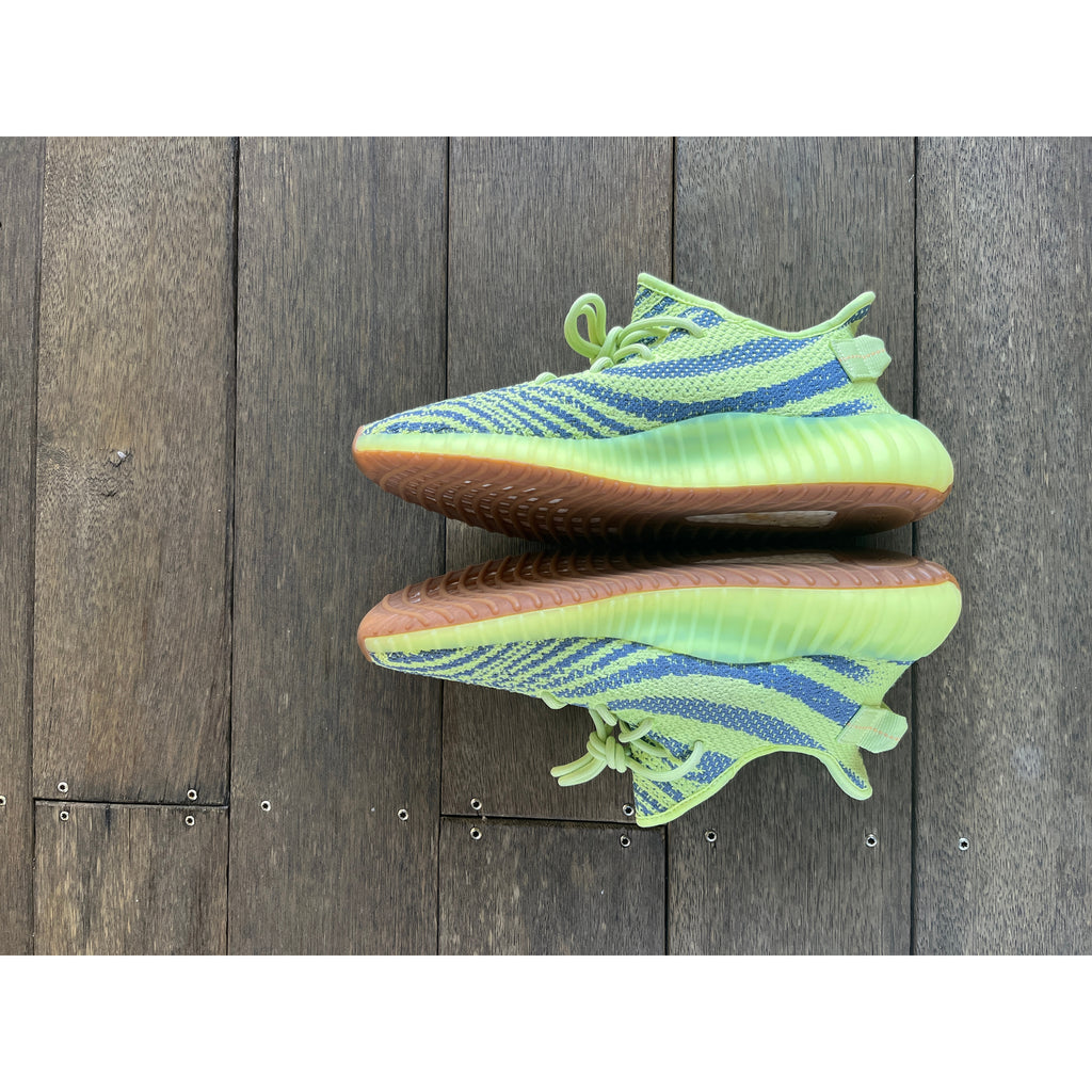 Yeezy 350 Frozen Yellow (pre-loved)