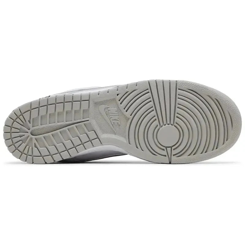 Nike SB Dunk Low Supreme 94 White Metallic Silver