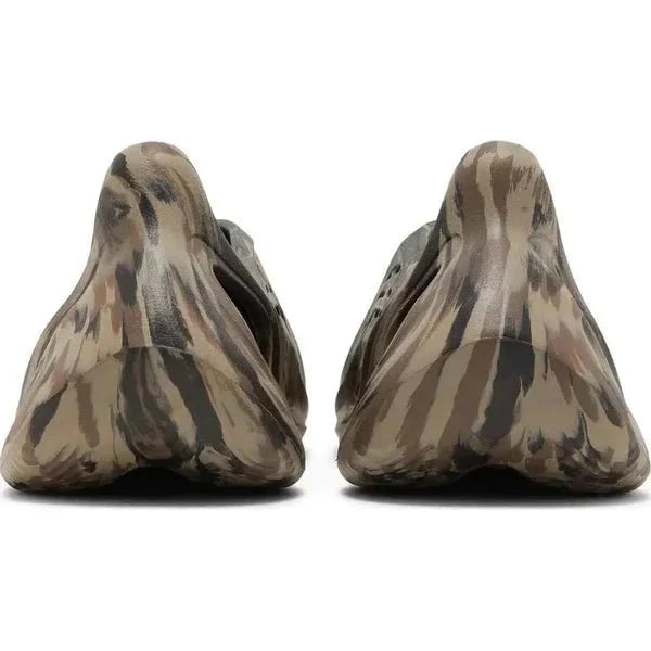 Yeezy Foam Runner MX Cinder