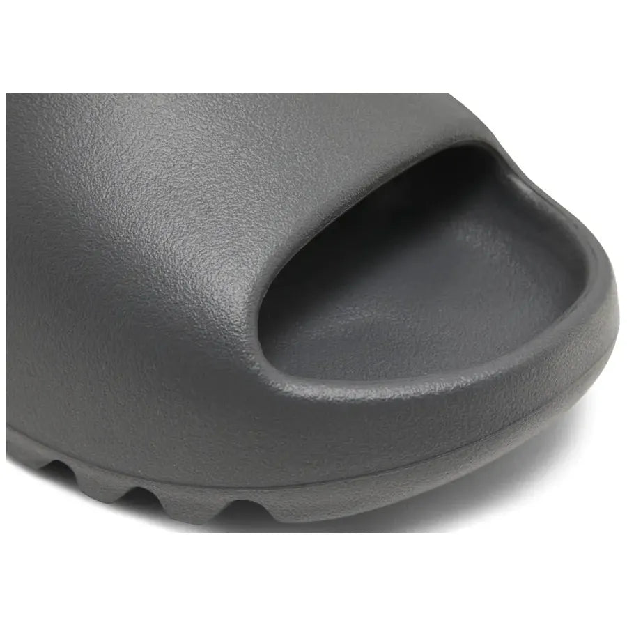 Yeezy Slides 'Granite'